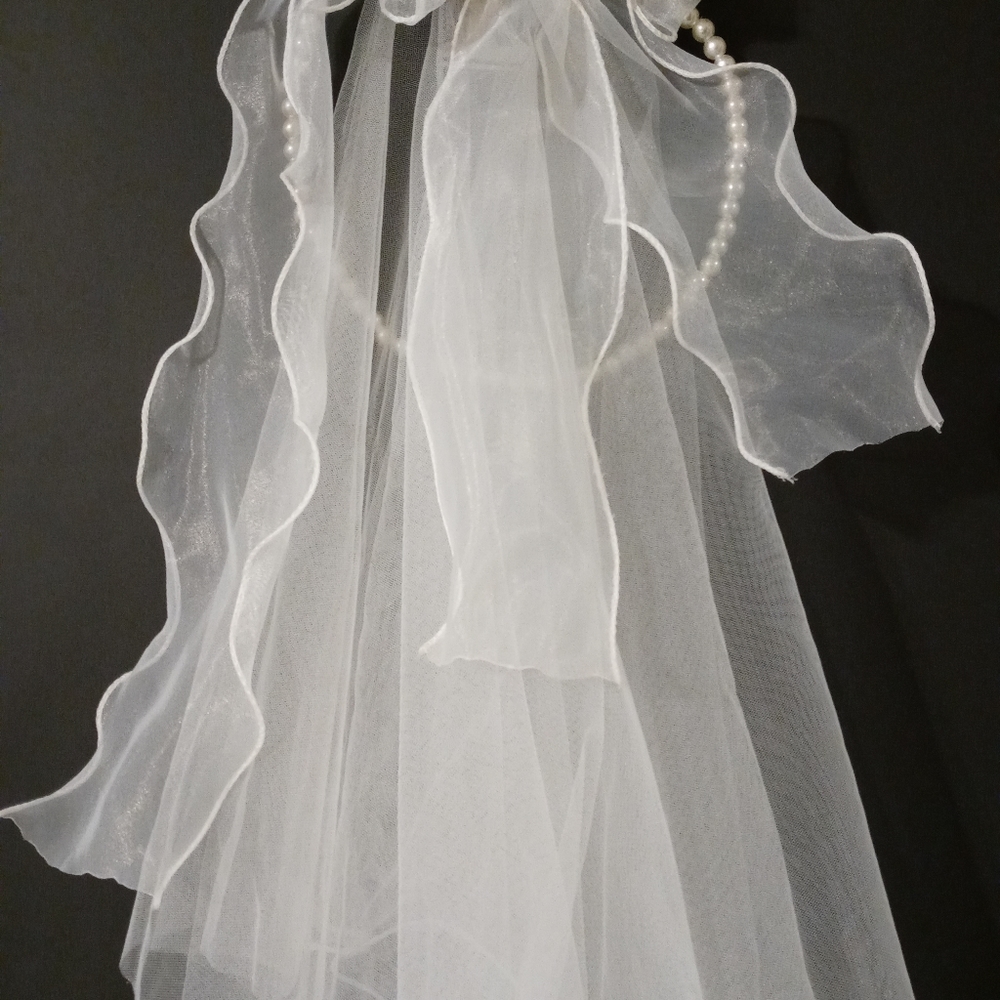 Edgehill Collection Pearl Veil - Picture 10 of 11